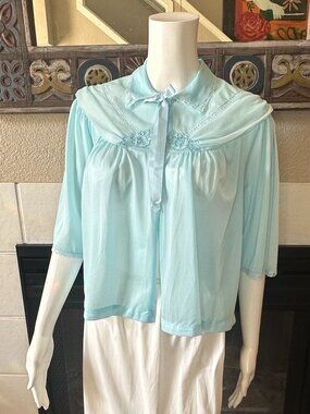 vtg Tepheen pegnoir blue Nylon BED JACKET LACE TRIM Small floral accent
